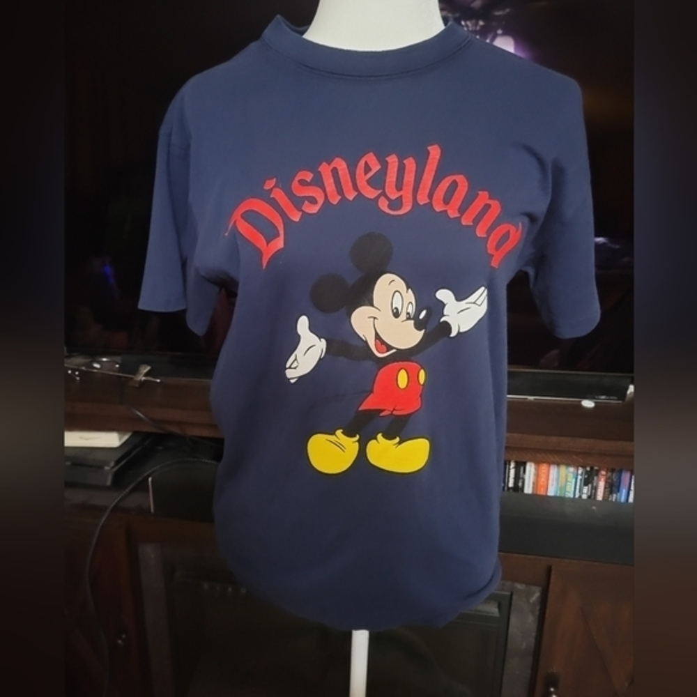 Mickey Inc Disneyland Tshirt size small Mickey Mouse